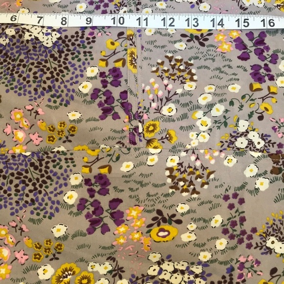 NWT! Suzanne Betro XL floral flutter sleeve top - Picture 8 of 9